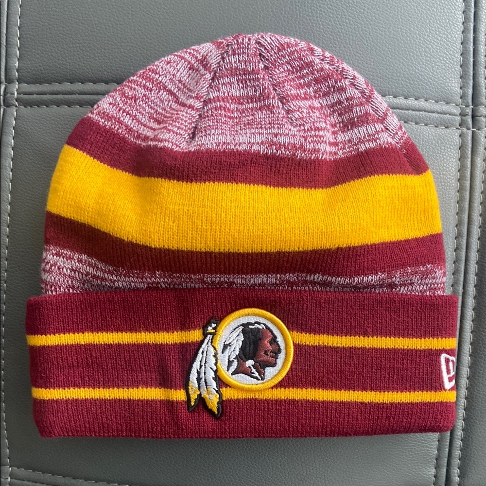 NWOT New Era Washington Redskins Burgundy and Yellow Beanie